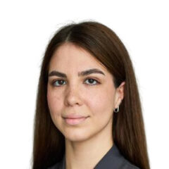Врач Чернышева Карина Севдиновна - Стоматолог